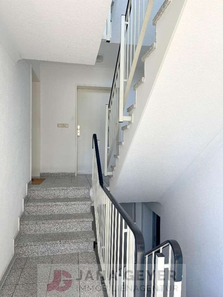 Immobilie in Schönwölkau - NAHE KROSTITZ * RUHIGE WOHNANLAGE IN MOCHERWITZ * APARTMENT mit 2 WOHNRÄUMEN und GROSSEM BALKON *... - Bild 3