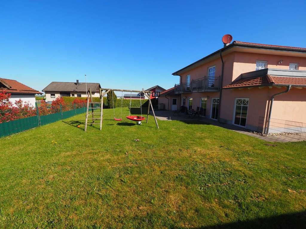 Immobilie in Herschberg - AUSSERGEWÖHNLICHES EINFAMILIENHAUS MIT VIEL PLATZ, DOPPELGARAGE UND SCHÖNEM GARTEN - Bild 4