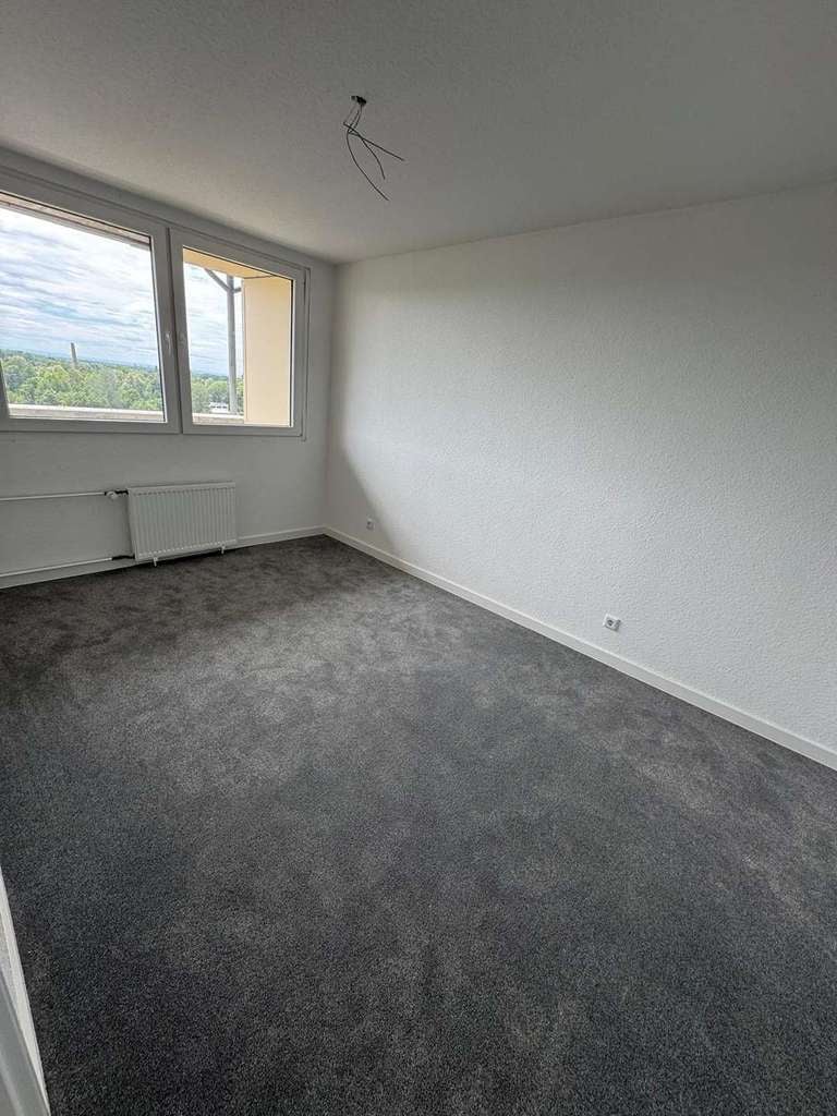 Immobilie in Bergisch Gladbach - 2 Zimmer mit Stellplatz in Bergisch Gladbach-Gronau - Bild 2