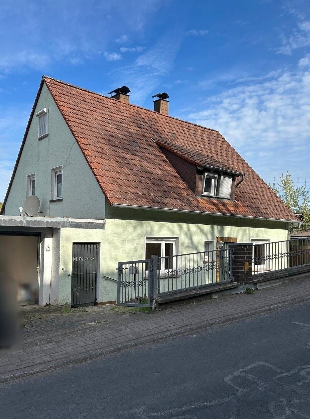Immobilie in Bad Salzschlirf - Attraktives Einfamilienhaus mit Garten und Ausbaupotenzial in Bad Salzschlirf - Bild 0