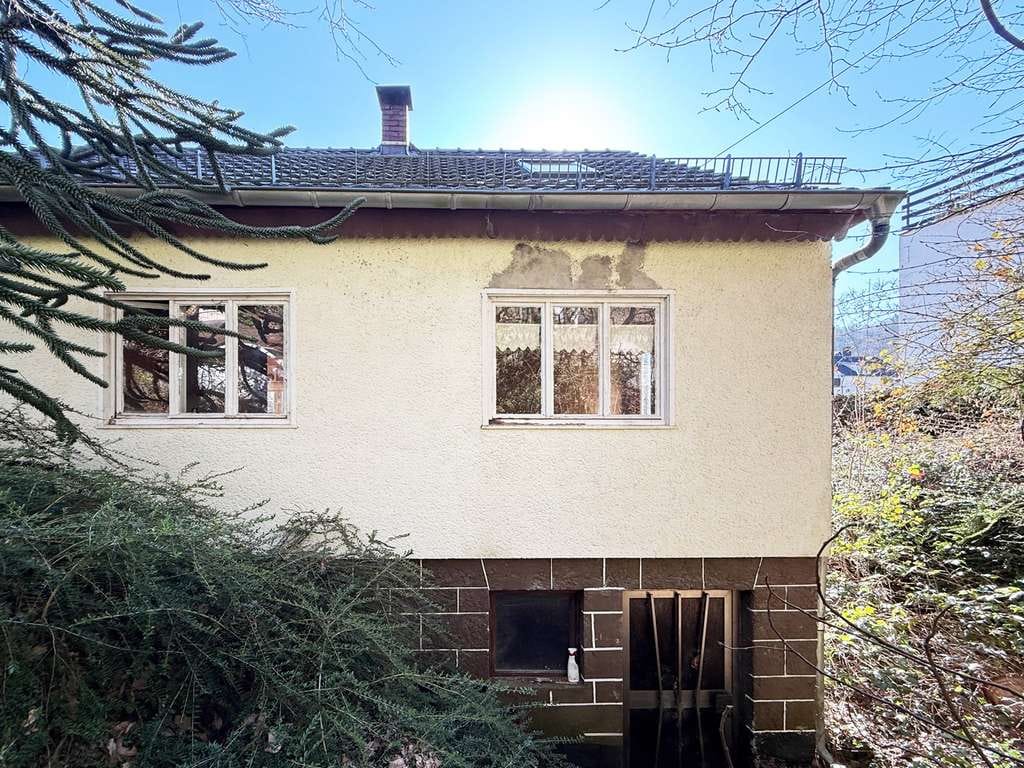 Immobilie in Lohmar - Kleines Haus, großes Potenzial: EFH in Lohmar‑Jexmühle mit großem Grundstück - Bild 1