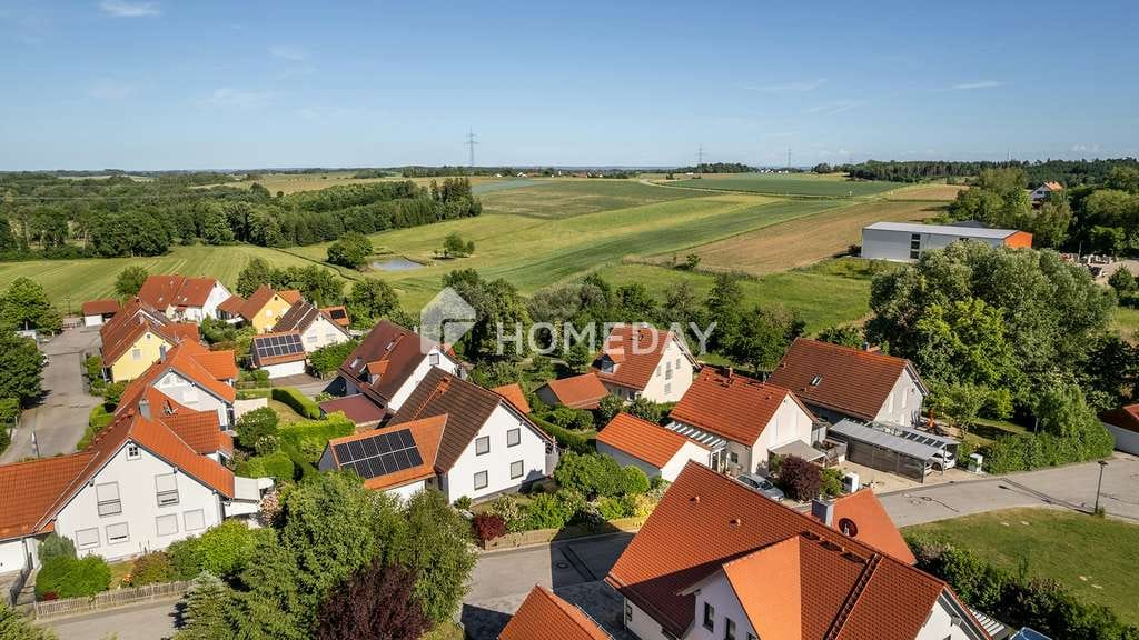 Immobilie in Attenkirchen - Wo Familienleben Raum findet – charmantes Zuhause mit Landhauscharakter
 - Bild 4