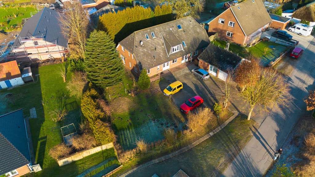 Immobilie in Stapel - Doppelhaushälfte nach Bedarf mit 1 oder 2 Wohneinheiten verteilt auf ca 185m² NF - Bild 2