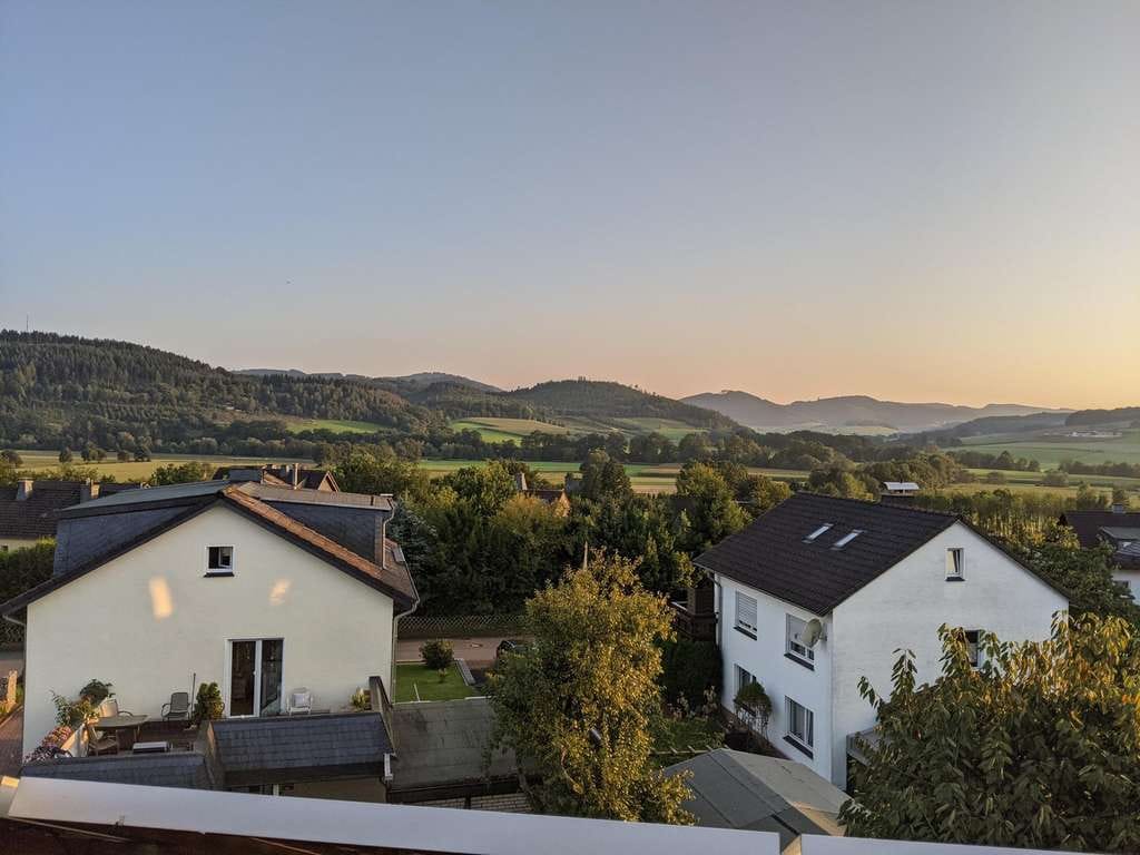 Immobilie in Meschede - Vielseitiges Mehrgenerationenhaus im schönen Wennetal - Bild 2