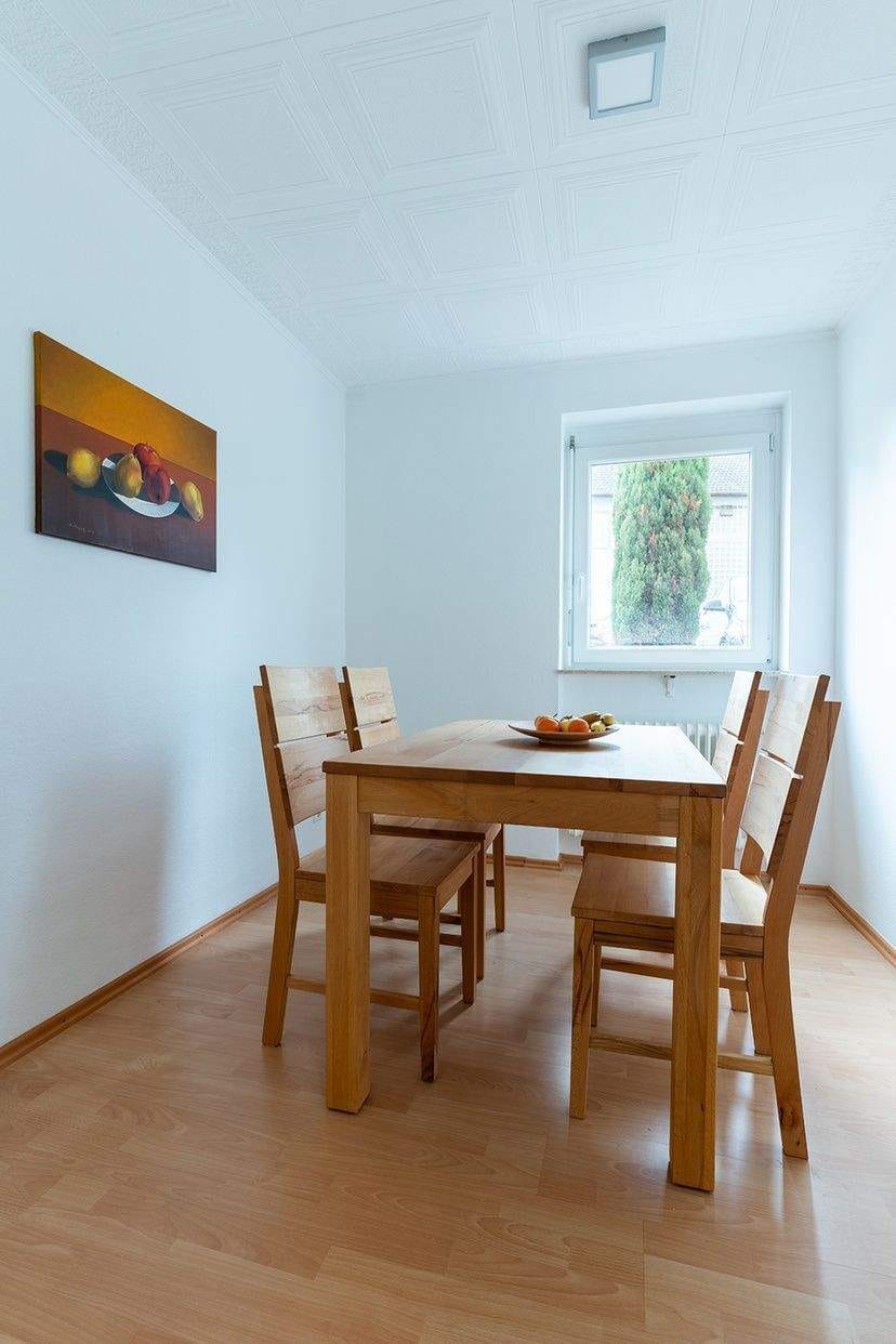 Immobilie in March - Solide Kapitalanlage in der March: Gepflegtes 5-Familienhaus, möbliert, zur Lang- oder Kurzfristvermietung geeignet - Bild 4