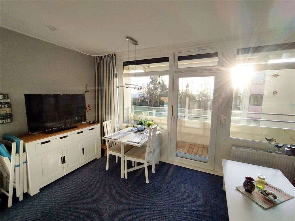 Immobilie in Großenbrode - Der perfekte Rückzugsort an der Ostsee: charmante Wohnung direkt am Großenbroder Strand - Bild 1