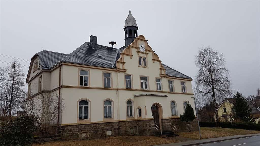 Immobilie in Sayda - KÖNIGSHAUS FÜR HANDWERKER IN CHEMNITZ Tel. 0175-500 84 84 - Bild 0
