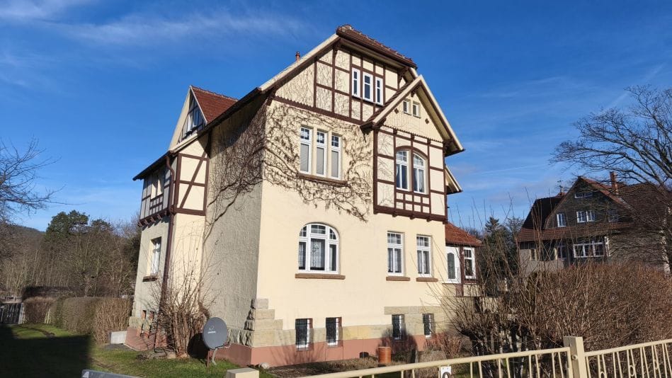 Immobilie in Bad Blankenburg - charmante Villa mit 3 Wohneinheiten in ruhiger aber zentraler Lage zu verkaufen - Bild 2