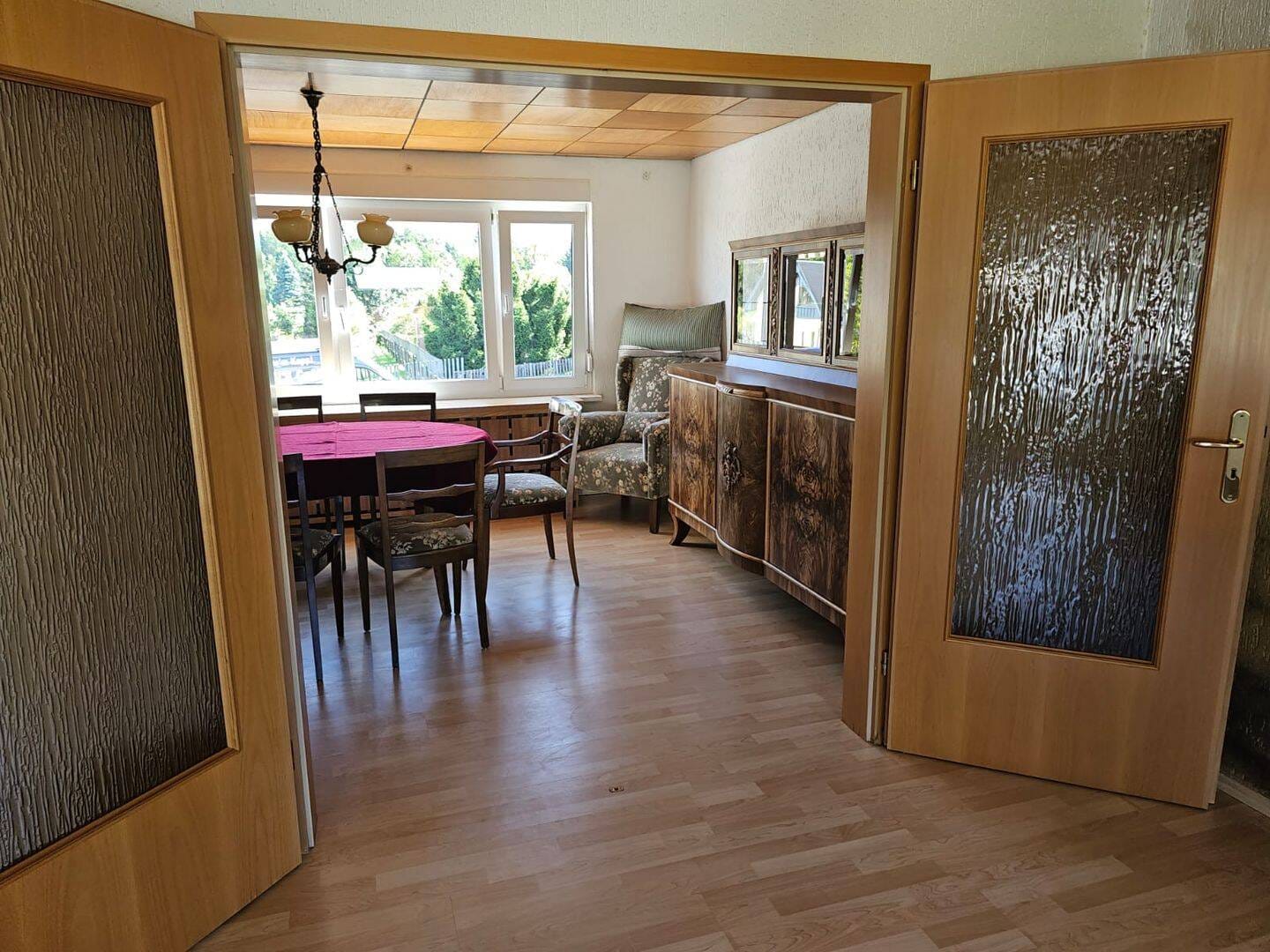 Immobilie in Grünbach - Ruhige Lage in Grünbach : Haus mit Garten, Terrasse & Garage – gestalten Sie Ihr individuelles Zuhause neu - Bild 4