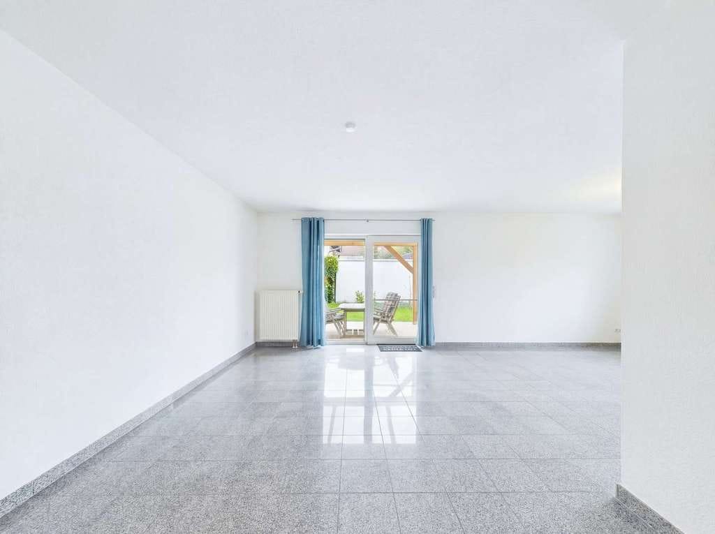 Immobilie in Bornheim - Doppelhaushälfte in Ortsrandlage mit Terrasse - Bild 3