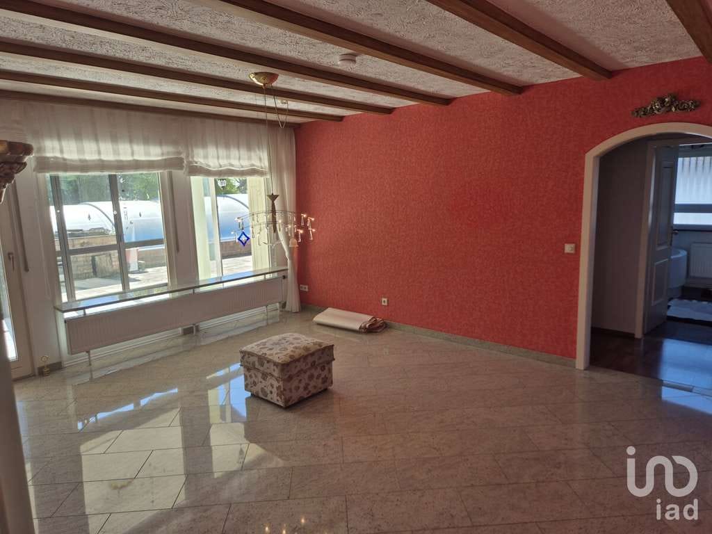 Immobilie in Schefflenz - Charmantes Haus in Feldrandlage mit Pool & einzigartigem Ambiente - Bild 3