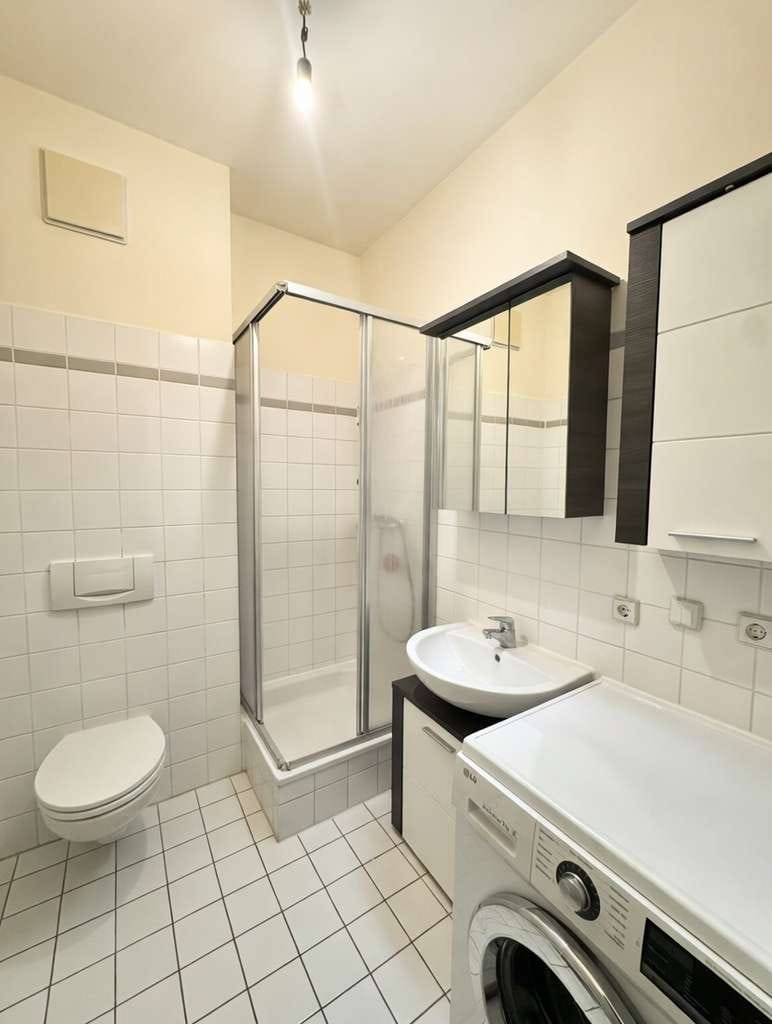 Immobilie in Panketal - Eine charmante 1,5-Zimmer-Dachgeschosswohnung mit Licht, Renditepotenzial und neuen Möglichkeiten. - Bild 4