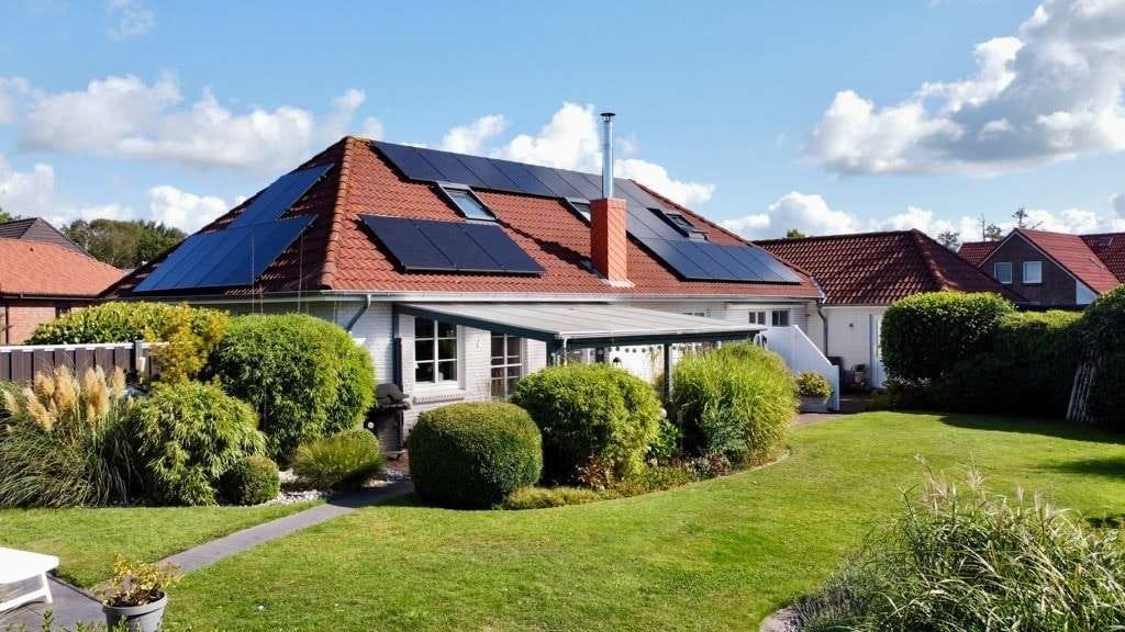 Immobilie in Bredstedt - Einziehen, entfalten, wohlfühlen - vielseitiges Zuhause im Herzen von Bredstedt - Bild 1
