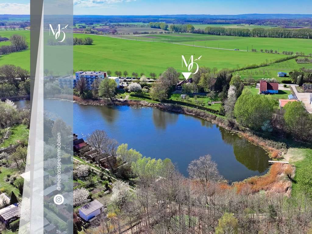 Immobilie in Gülzow-Prüzen - Historisches Haus mit Seeblick // 8 Zimmer // 4.246m² Grundstück // Sanierungsbedarf im Innenbereich - Bild 0