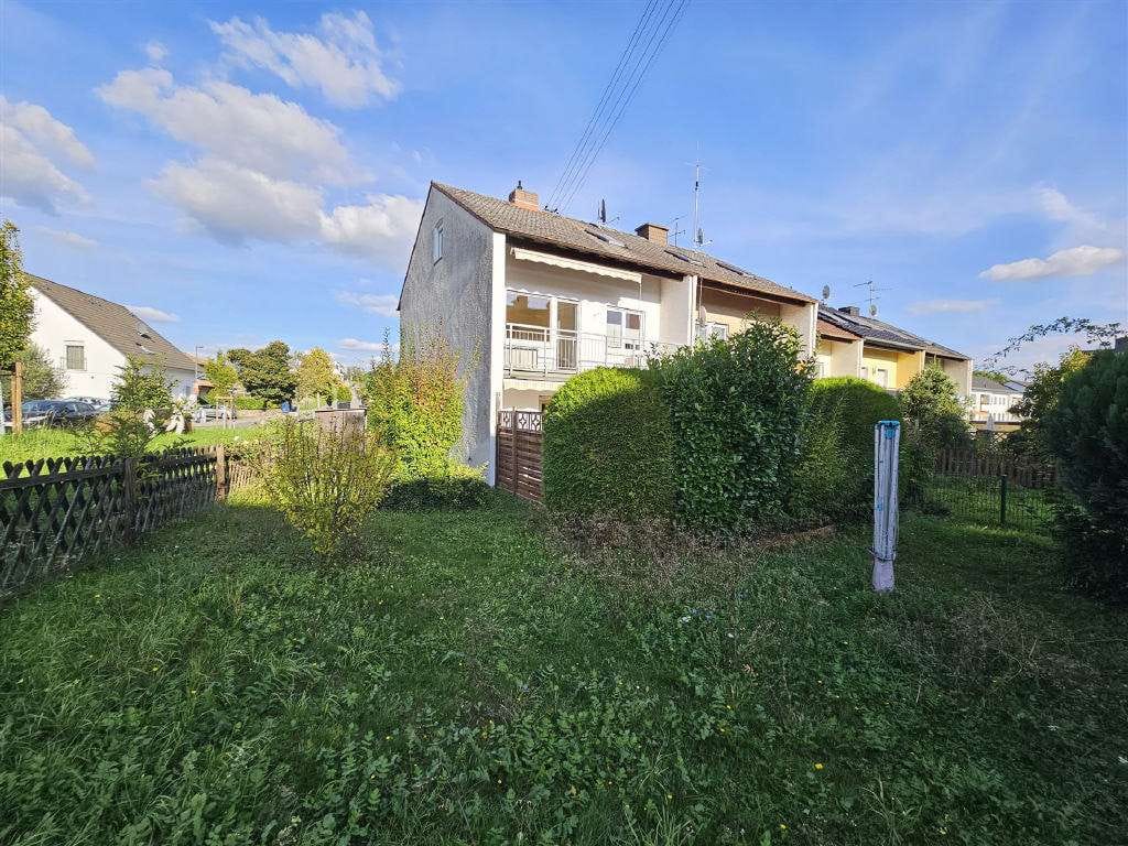 Immobilie in Oestrich-Winkel - Tolles Einfamilienhaus mit Terrasse und ideal ausgerichtetem Garten - Bild 1