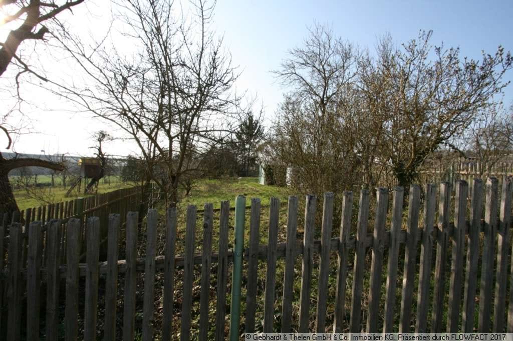 Immobilie in Grabfeld - Bauernhaus mit Scheune, viel Platz und zusätzlichem Gartengrundstück – ländliche Lage in Queienfeld - Bild 3
