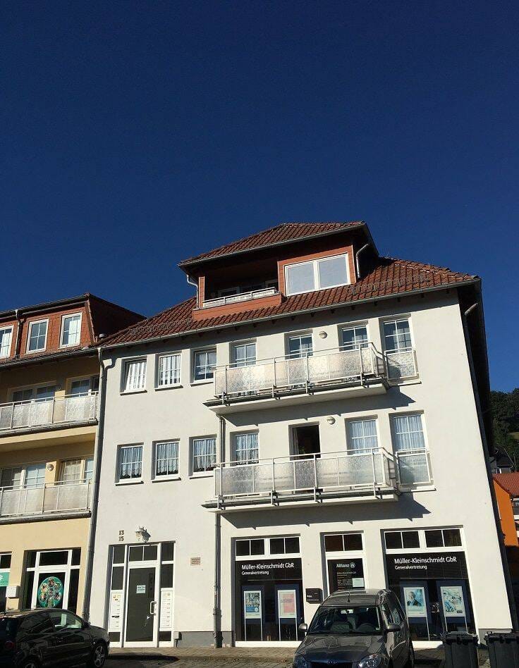 Immobilie in Wutha-Farnroda - VERKAUF: geräumige 2-Raummaisonettewohnung mit Balkon und Stellplatz in grüner Lage in Wutha-Farnroda - Bild 0