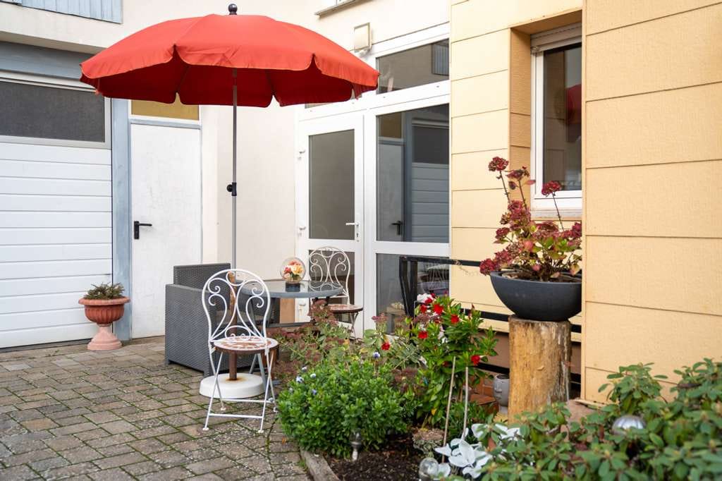 Immobilie in Gemmerich - ***Raum für Visionen - mit Seminarraum, Halle und mehr*** - Bild 4