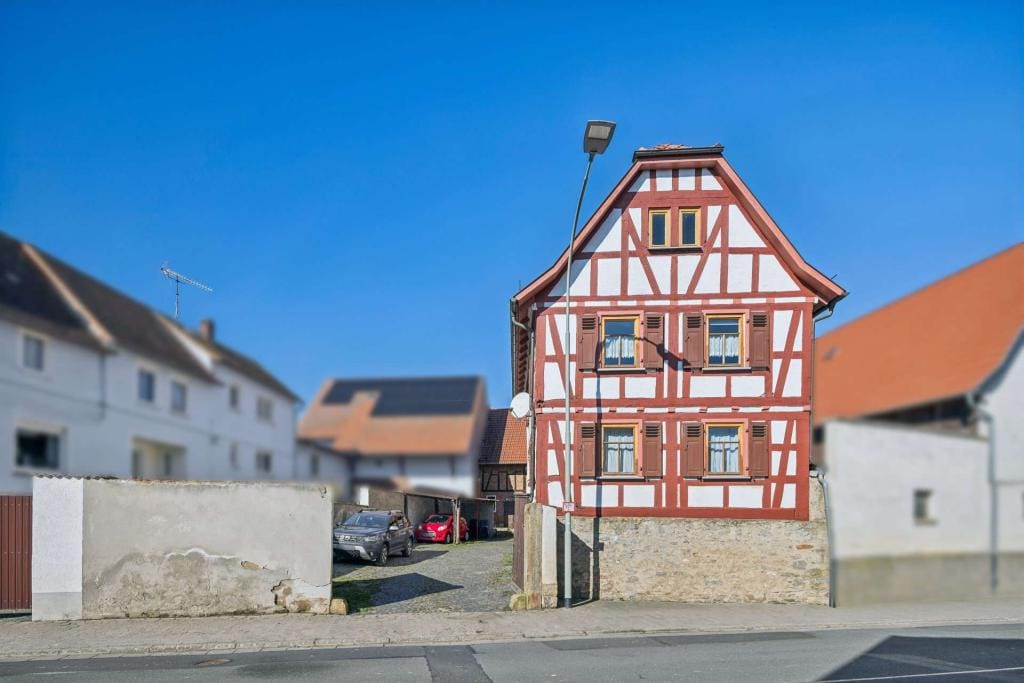Immobilie in Butzbach - Einfamilienhaus freistehend in Butzbach (Hoch-Weisel) - Bild 2