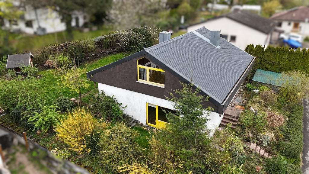 Immobilie in Löwenstein - Freistehendes Einfamilienhaus im Erholungsort Löwenstein-Hirrweiler - Bild 0