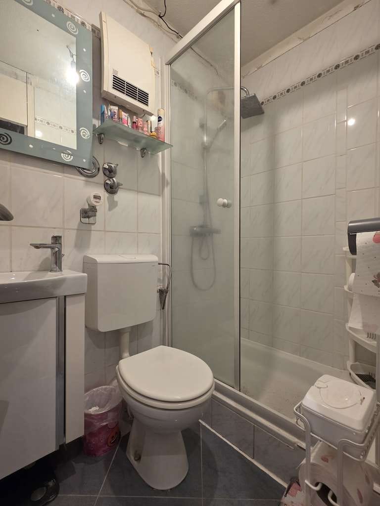Immobilie in Neuhofen - Großzügige 4 Zimmer-Wohnung mit 2 Balkonen und grüner Umgebung  in Neuhofen - Bild 4