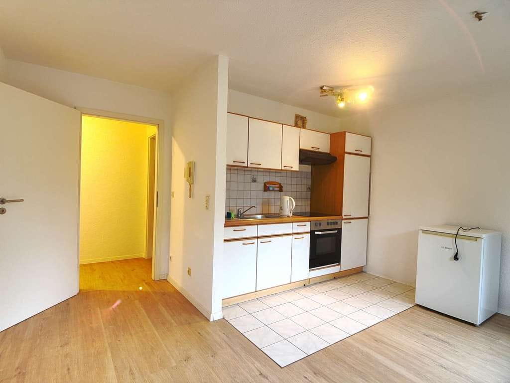 Immobilie in Wildberg - Renovierte 1,5 Zimmer Erdgeschoss Wohnung mit Terrasse, Tiefgarage & Einbauküche - Bild 4