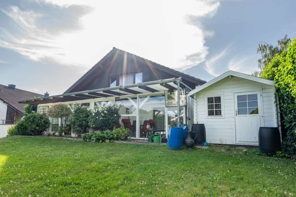 Immobilie in Asbach - Attraktives Wohnhaus mit traumhaftem Grundstück in Germscheid - Bild 2