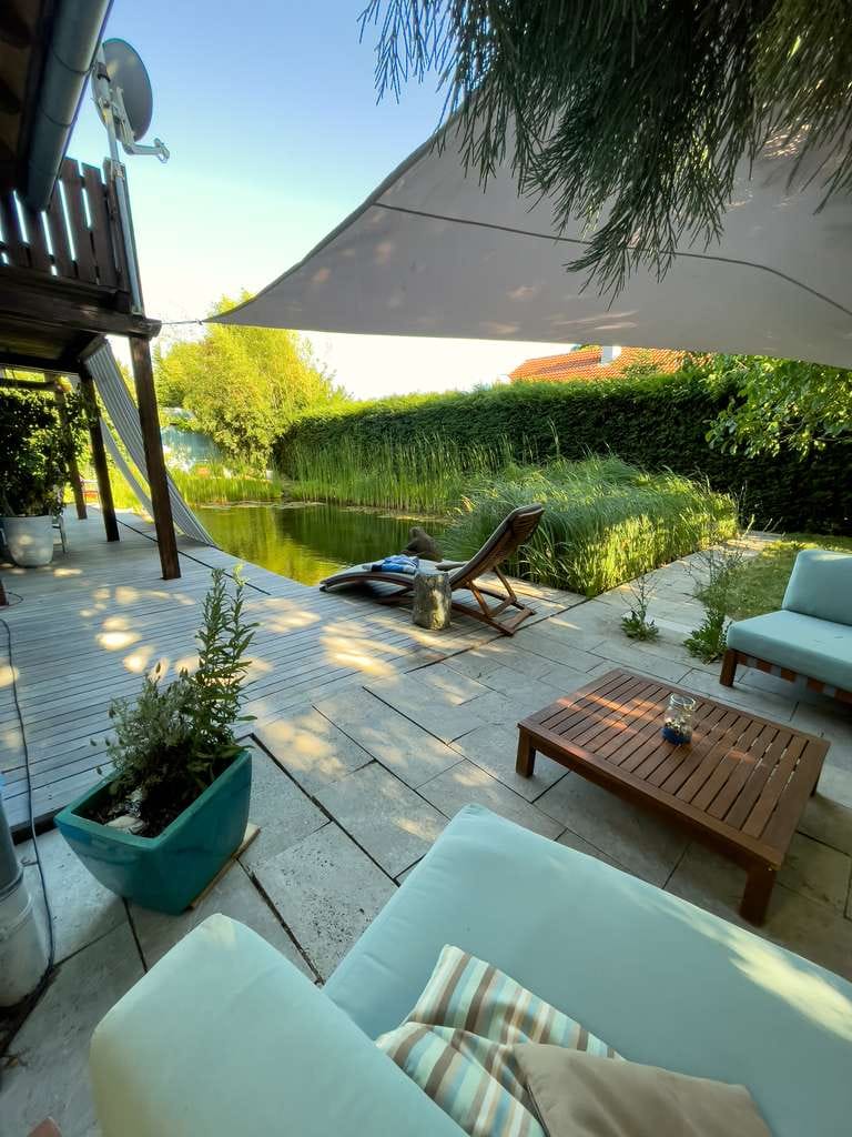 Immobilie in Neuenstein - Einfamilienhaus mit Schwimmteich, hohen Decken, Gartenhaus & naturnaher Lage direkt an den Feldern ! - Bild 0