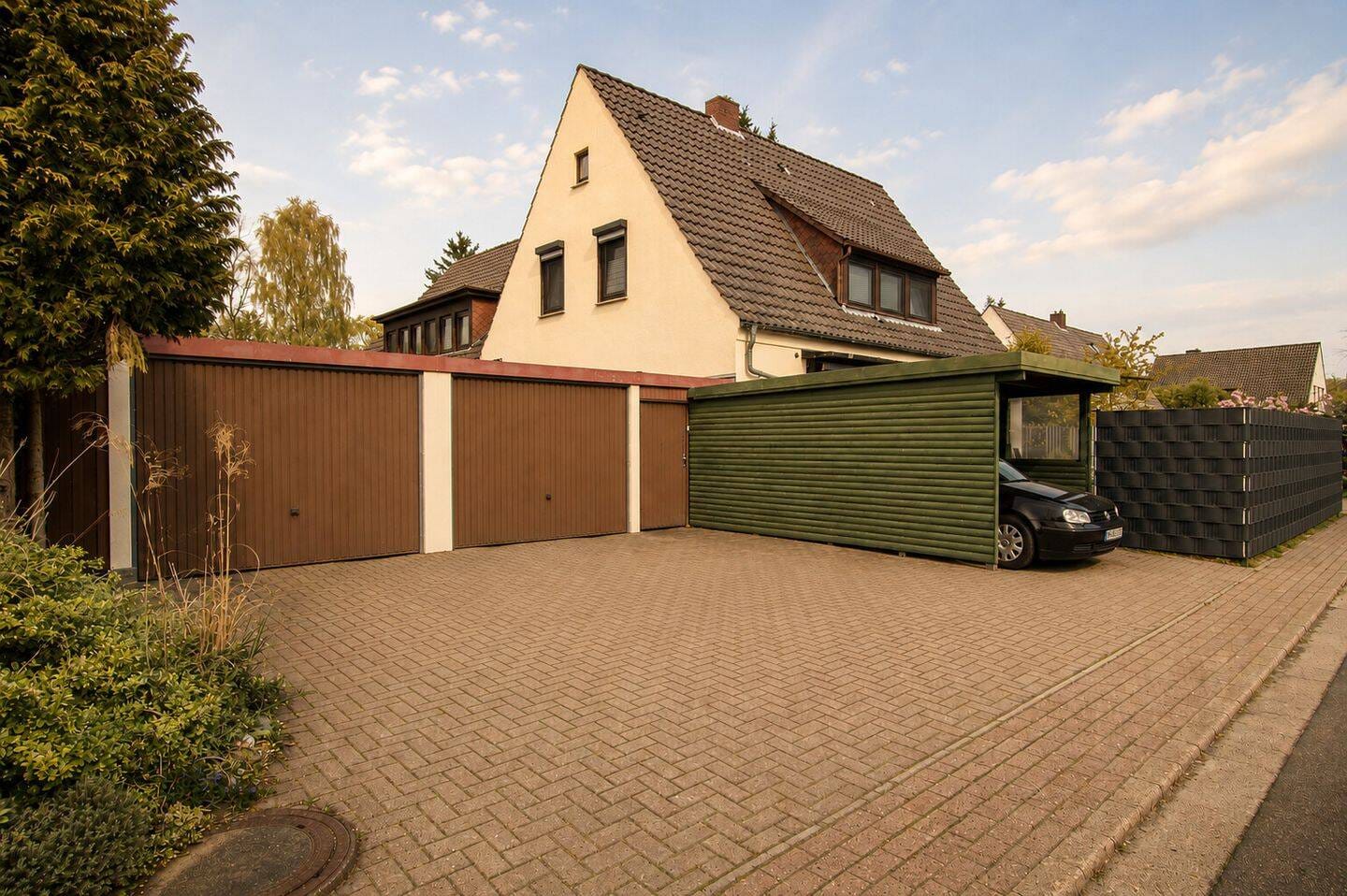 Immobilie in Thedinghausen - Vier Einheiten - eine starke Investition: MFH in Top-Lage von Thedinghausen - Bild 2