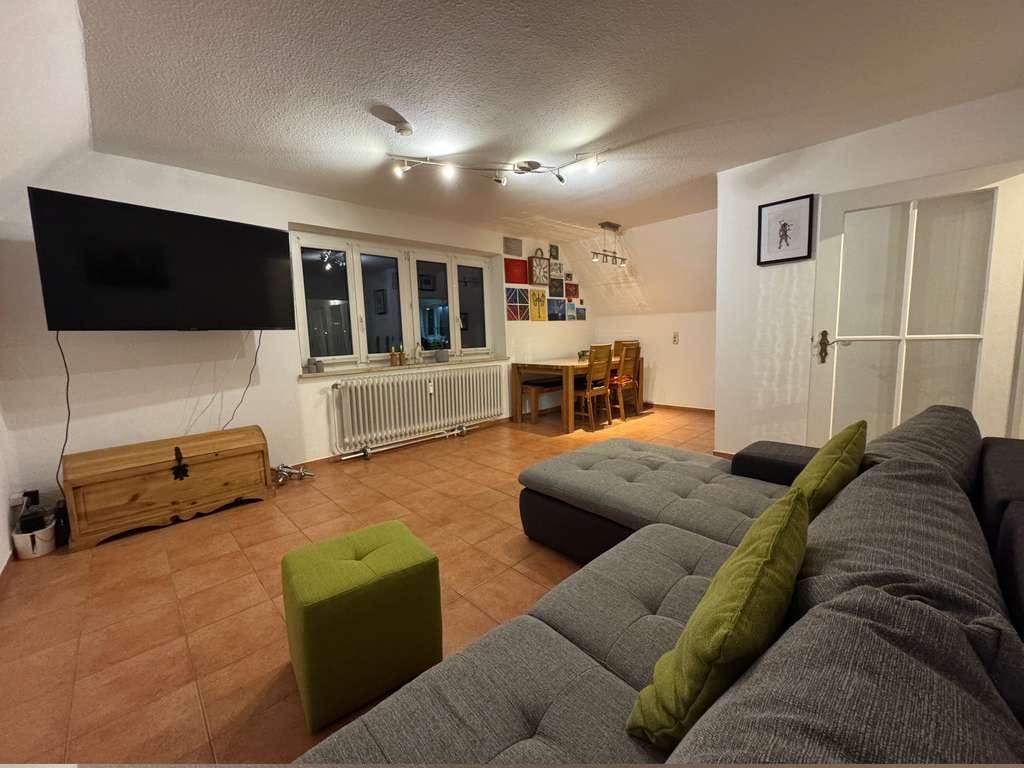 Immobilie in Lindau (Bodensee) - Hübsche Dachgeschosswohnung mit Ausbaumöglichkeiten - Bild 3