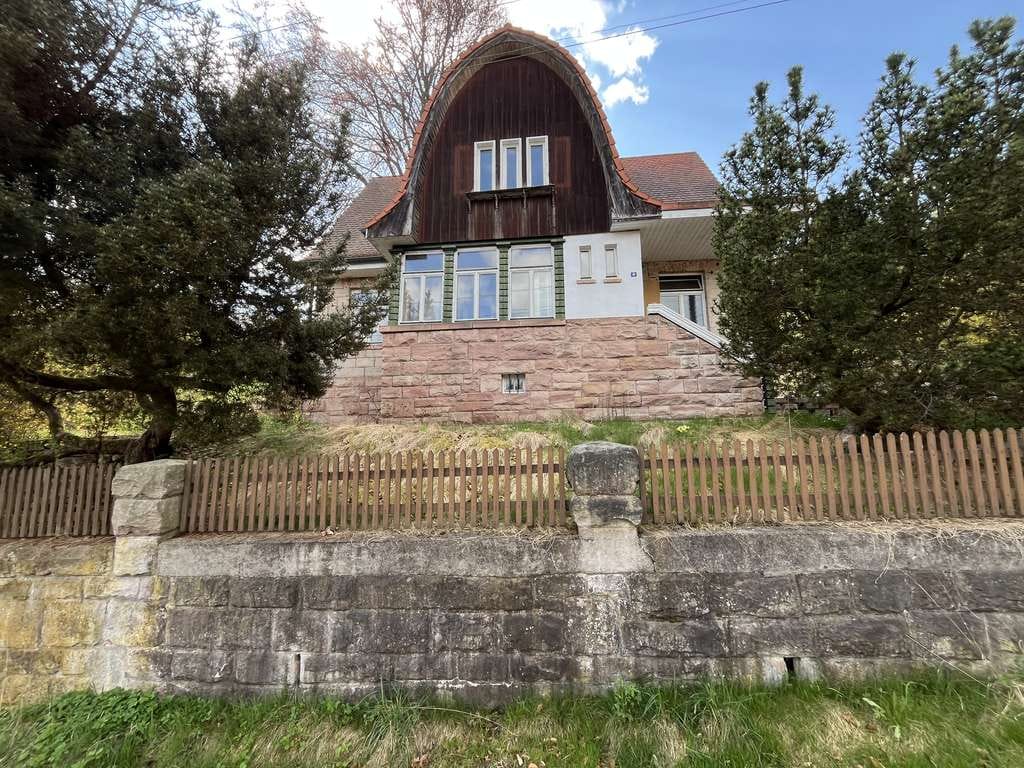 Immobilie in Schmalkalden - Wohnen mit Geschichte – ein Haus für Liebhaber besonderer Immobilien - Bild 0