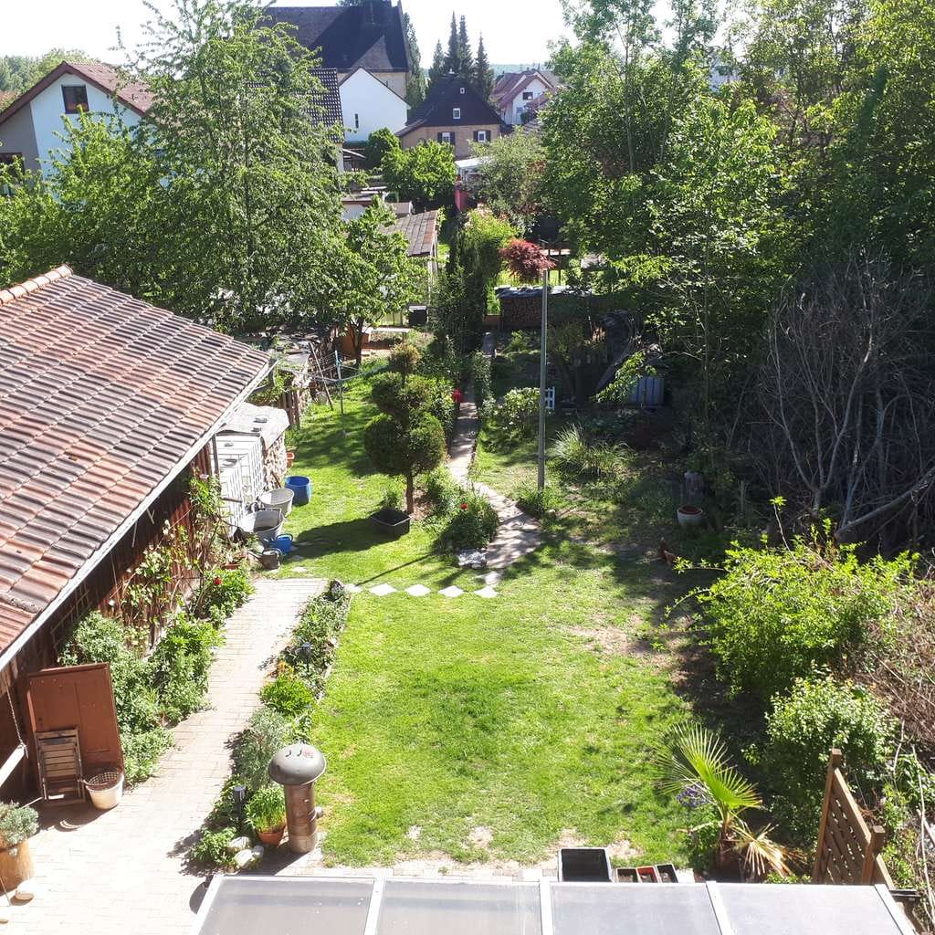 Immobilie in Lobbach - Privatverkauf - Zweifamilienhaus, aktuell als Einfamilienhaus genutzt- Werkstatt, Schuppen ,Garten - Bild 2