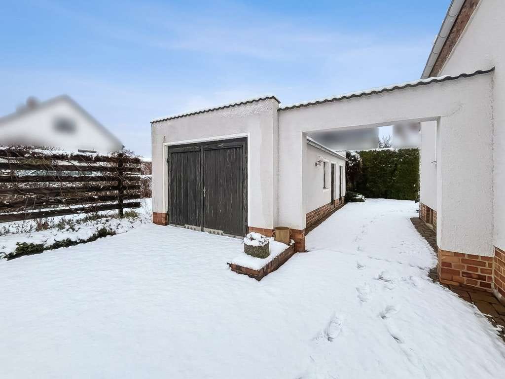 Immobilie in Lohmen - Charmantes und gepflegtes Einfamilienhaus mit Garage in Lohmen unweit von Dresden - Bild 2
