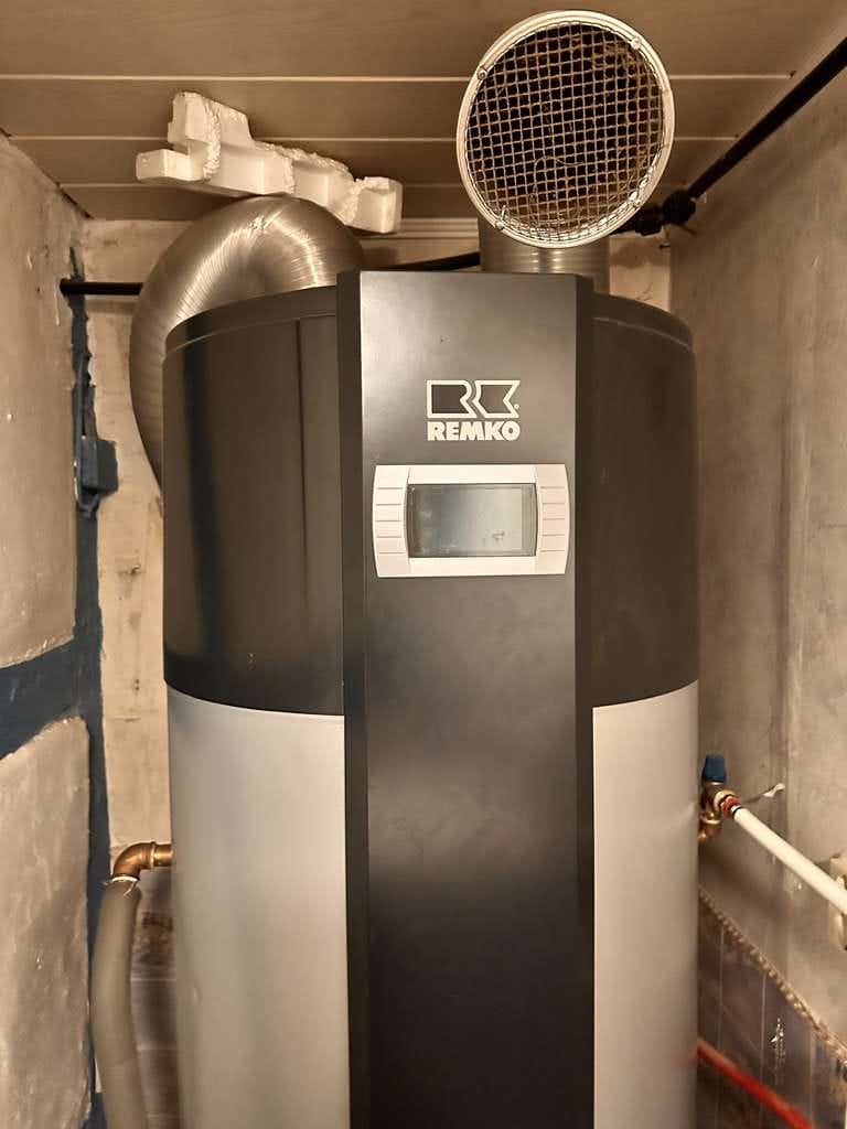 Immobilie in Blaufelden - Großzügiges Wohnhaus mit PV-Anlage, Nebengebäuden & Teilungspotenzial – Ortsrandlage Billingsbach - Bild 3