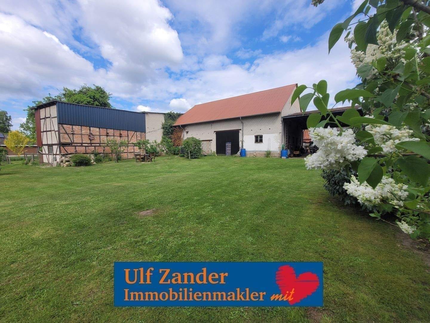 Immobilie in Bad Bodenteich - Resthof in Bad Bodenteich mit 4.625 m² Grundstück, 250 m² + 60 m² Wohnfläche - Bild 1