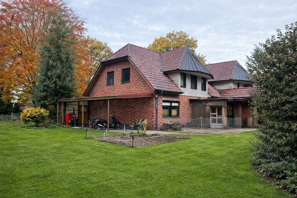 Immobilie in Löningen - *Zweifamilienhaus mit Anbau auf 5.000 m² *Bauantrag für Wohnungen bereits gestellt* - Bild 4