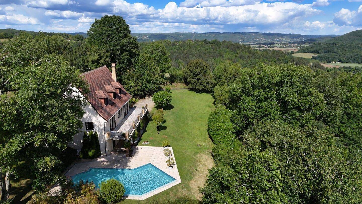 Immobilie in Flintbek - Charmantes Haus mit Pool und fantastischem Blick - Bild 1