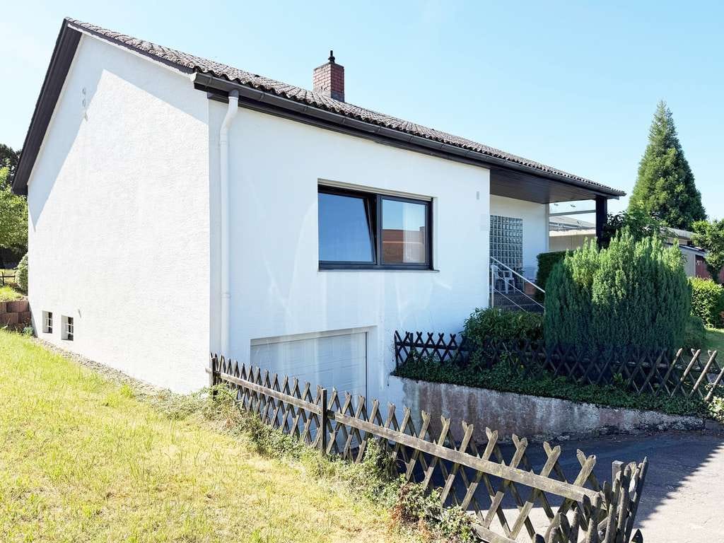 Immobilie in Höhfröschen - Ihr neues Zuhause in Höhfröschen – Wohnen, wo der Garten zur Wohlfühloase wird - Bild 1