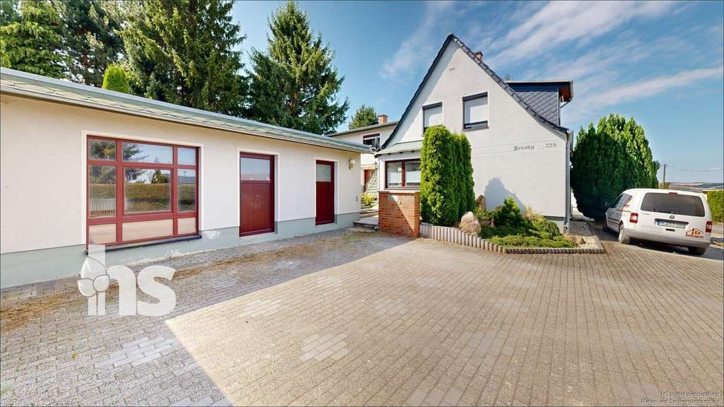 Immobilie in Klostermansfeld - Provisionsfrei: Doppelhaushälfte in Klostermansfeld mit besonderer Gartenanlage - Bild 0