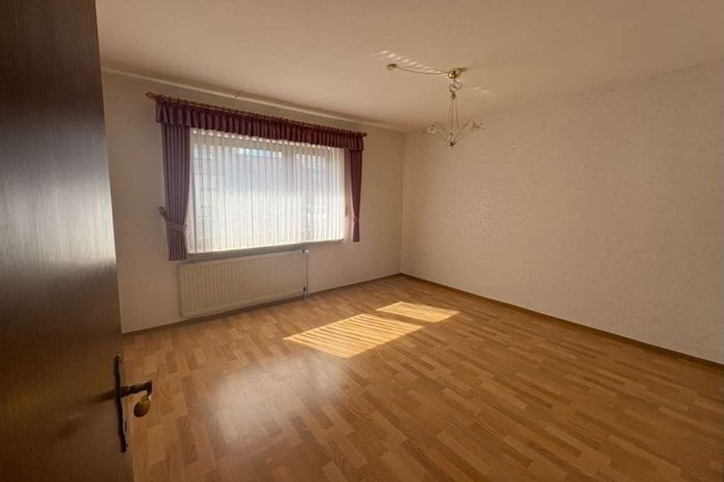 Immobilie in Burgthann - Großzügiges ZFH in Burgthann-Oberferrieden - Bild 4