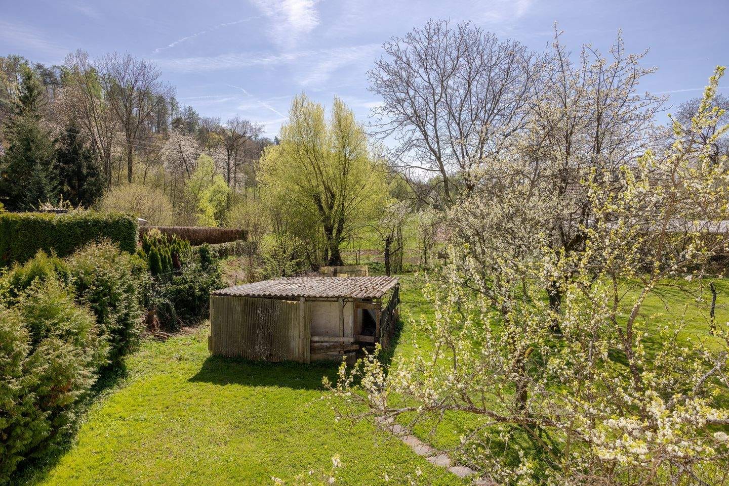 Immobilie in Untergruppenbach - Freistehendes 1-2-FH mit großem Garten & Garage - Sanierungsobjekt mit Entwicklungspotential. - Bild 4