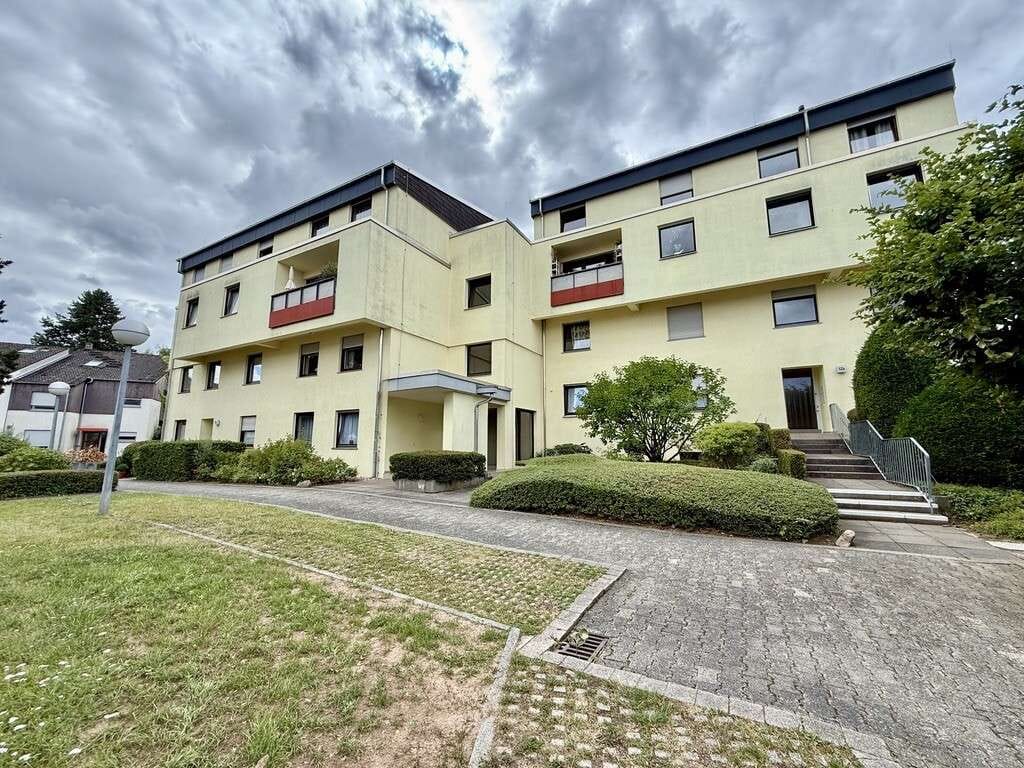 Immobilie in Friedrichsdorf - Gemütliche Maisonette-Wohnung mit Loggia und Blick ins Grüne - Bild 2