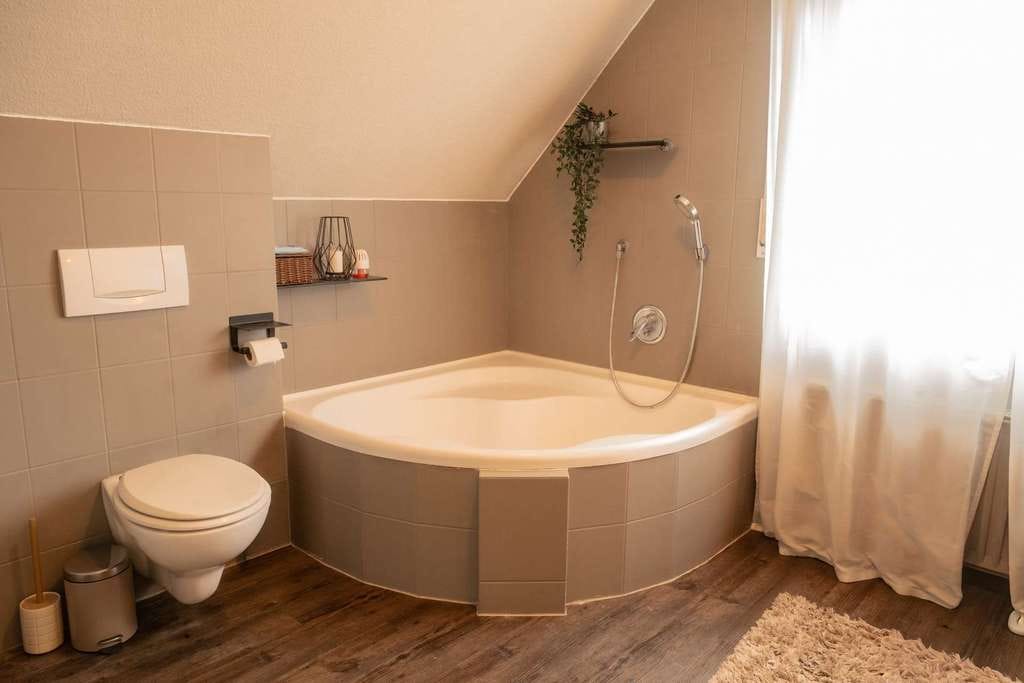 Immobilie in Wietmarschen - Familienidyll in Wietmarschen: Gepflegtes Einfamilienhaus mit 730 m² Traumgarten - Bild 3