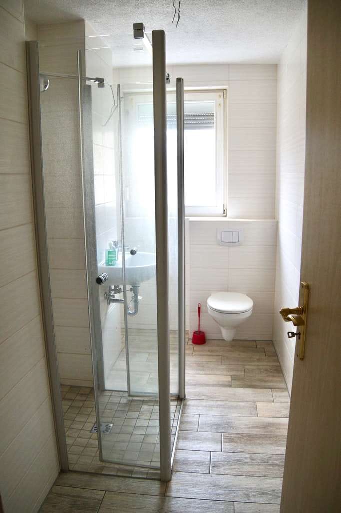 Immobilie in Hohenstein-Ernstthal - Charmante 3-Raum-Wohnung - ideal für Eigennutzer oder Kapitalanleger - Bild 3