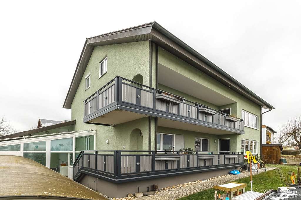 Immobilie in Pettendorf - Solides Mehrgenerationenhaus mit Photovoltaikanlage wartet auf Sie!" - Bild 0