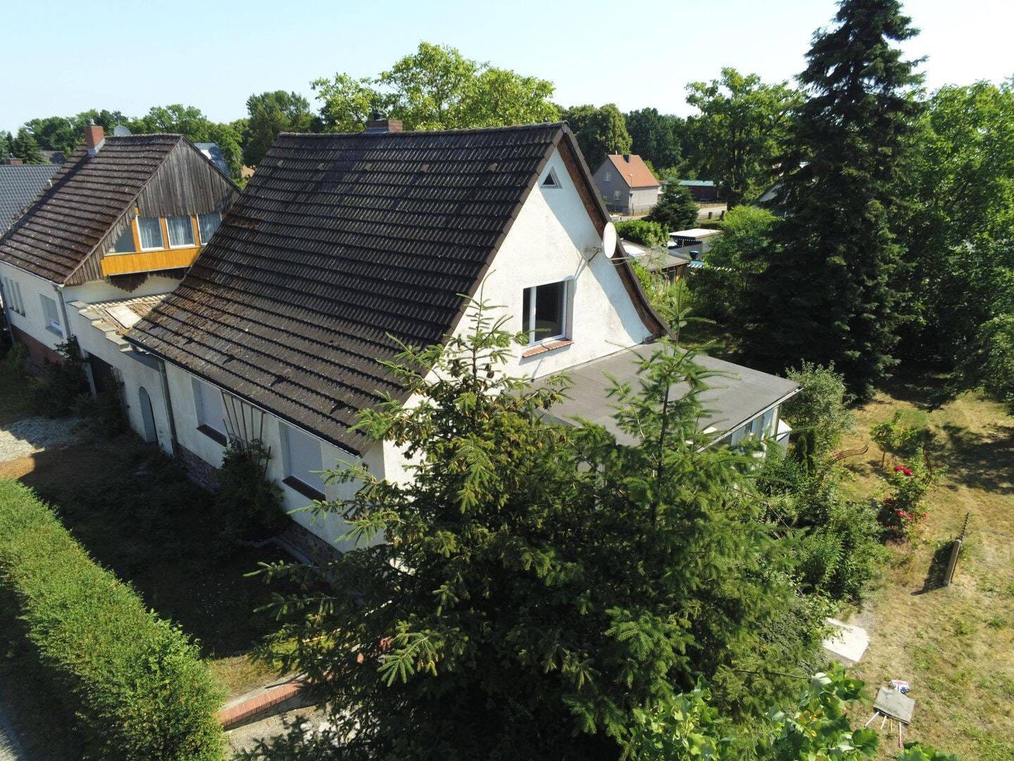 Immobilie in Wittenberge - Charmantes Einfamilienhaus mit großem Garten und Entwicklungspotenzial in ruhiger Wohnlage von Wittenberge - Bild 1