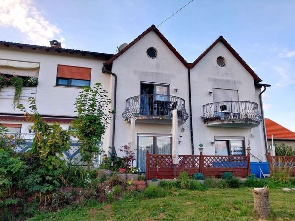 Immobilie in Wölfersheim - 3 Familienhaus mit Frisörsalon in Wölfersheim-Melbach - Bild 3