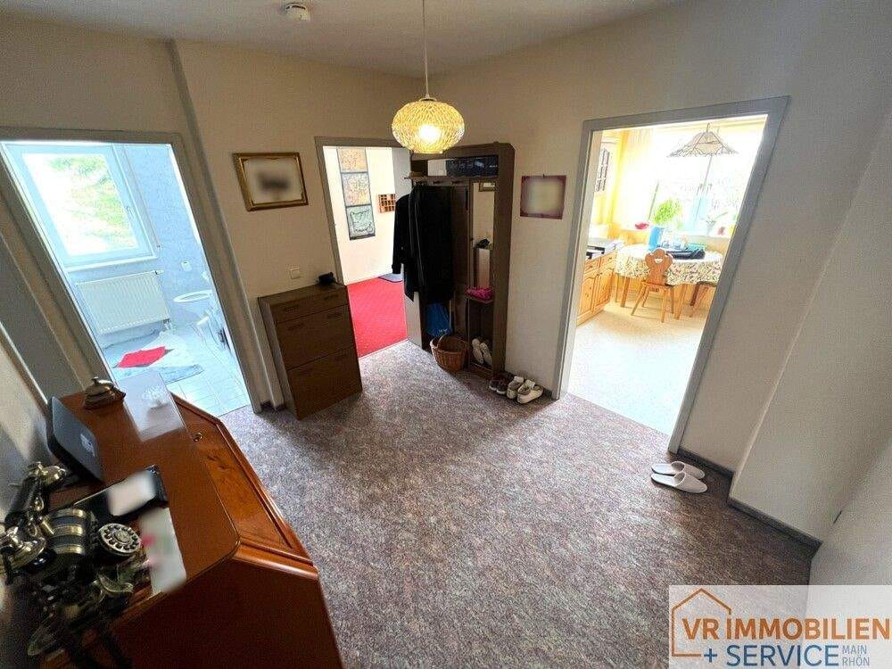 Immobilie in Bad Neustadt an der Saale - Hell, geräumig & durchdacht - 3 Zimmer ETW mit Balkon und TG-Stellplatz in 97616 Bad Neustadt/Herschfeld! - Bild 2
