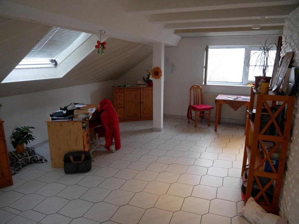 Immobilie in Burkardroth - Vermietetes Wohnhaus mit 3 Wohneinheiten - Bild 2
