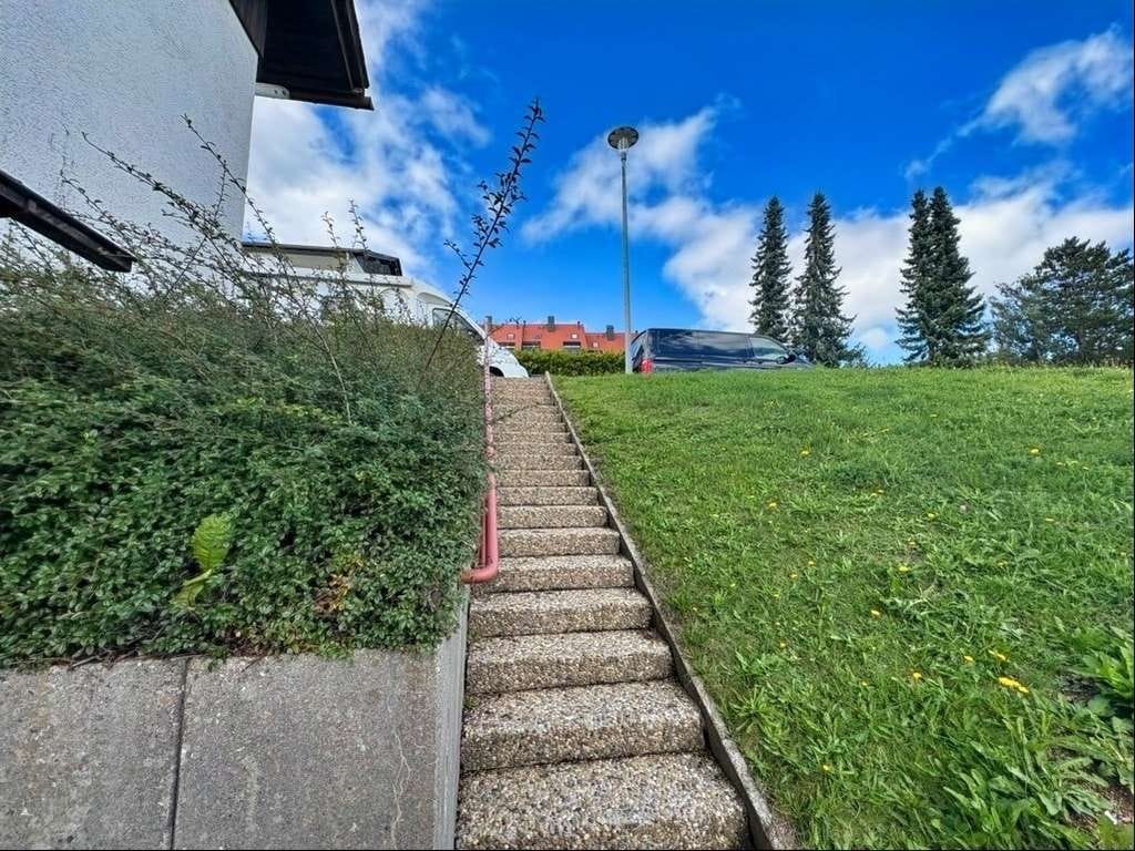 Immobilie in Schonach im Schwarzwald - 3 Zimmer-Galerie-Wohnung mit TG-Stellplatz
 - Bild 3
